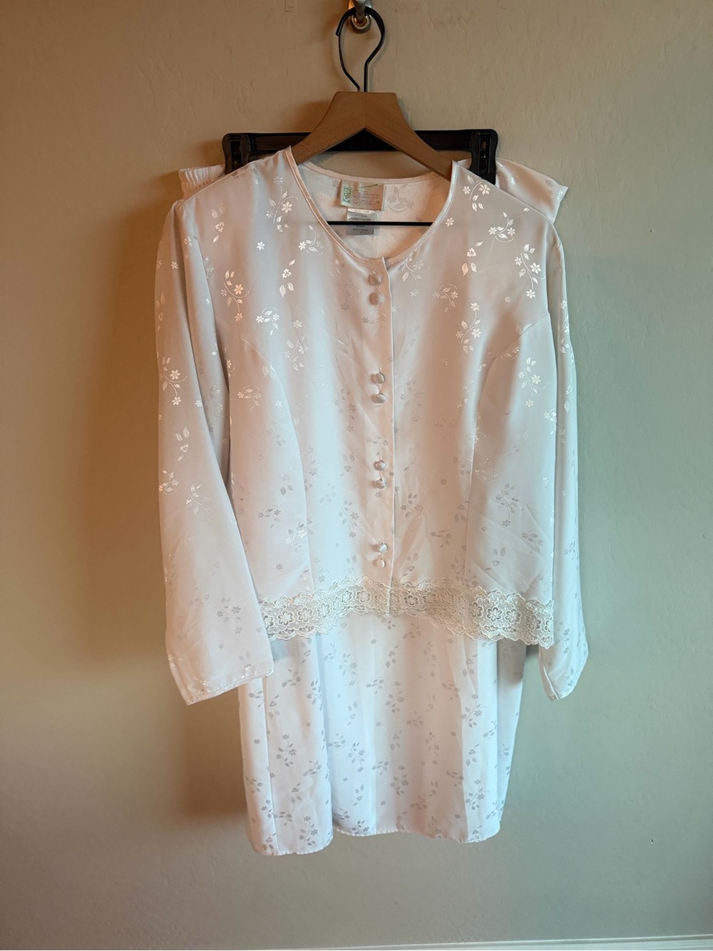VTG California Dynasty White Floral 2 Piece Skirt & Blouse 80s Lounge Y2K Bridal